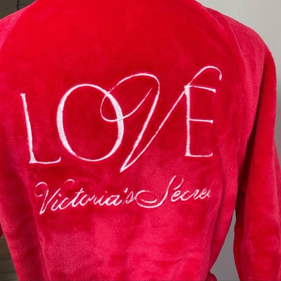 VS robe🎁 - Picture 2 of 4